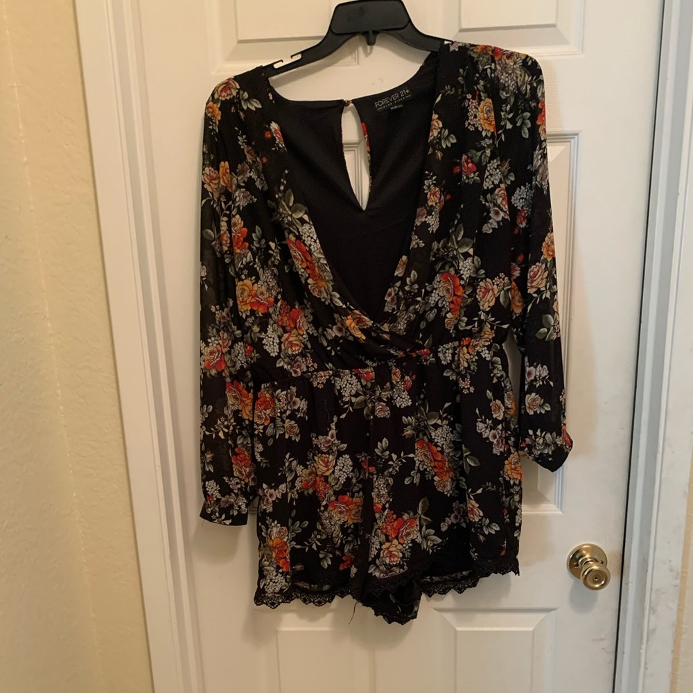 Very cute flowered romper
